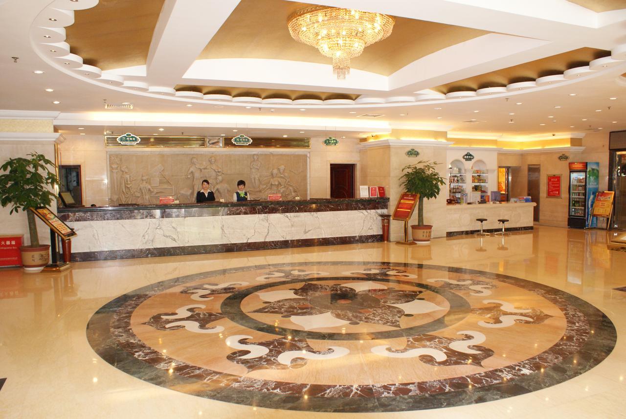 שנג'ן Vienna Hotel - Da Ju Yuan Branch מראה חיצוני תמונה