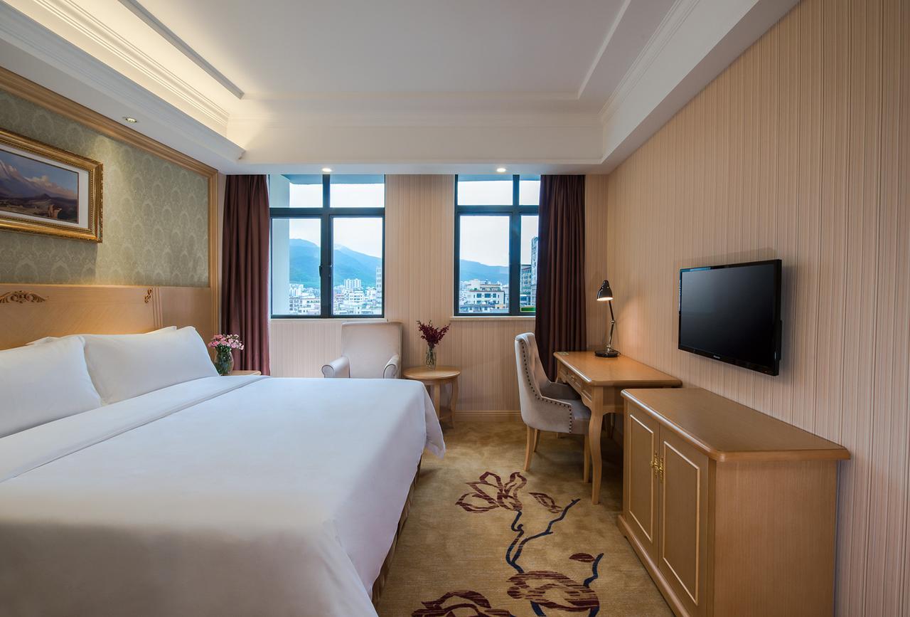 שנג'ן Vienna Hotel - Da Ju Yuan Branch מראה חיצוני תמונה