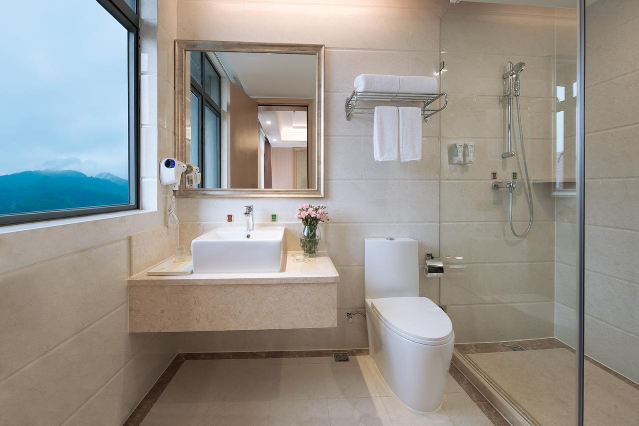 שנג'ן Vienna Hotel - Da Ju Yuan Branch מראה חיצוני תמונה